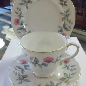 Duchess China ‘Bramble Rose’ trio circa 1960