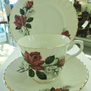 Salisbury China trio circa 1950