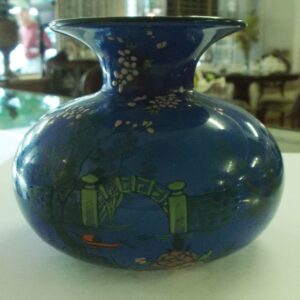 Rare Shelley hand painted vase featuring oriental scene circa 1920