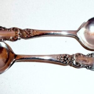 Pair of Joseph Gloster hallmarked sterling silver salt spoons Birmingham 1904