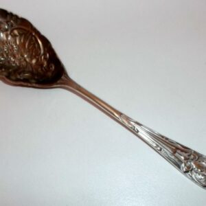 Victorian epns berry spoon in the Georgian style c1890